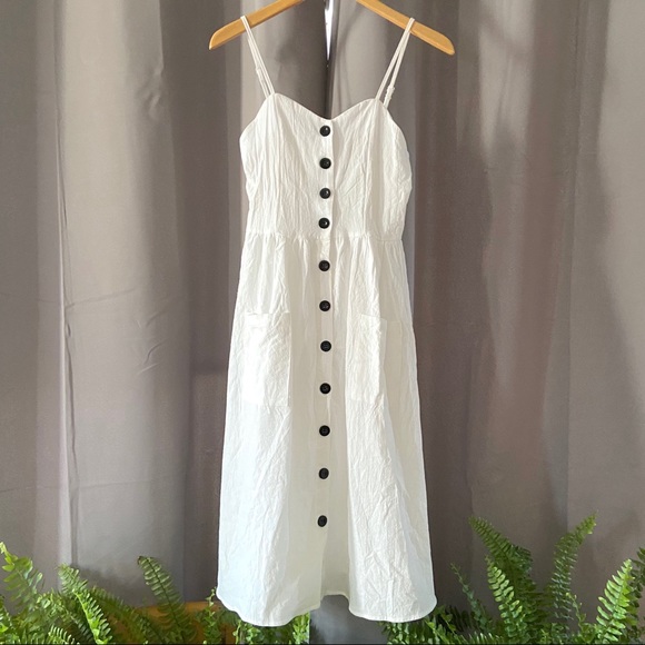 Dresses & Skirts - Pretty White Linen Look Sundress S